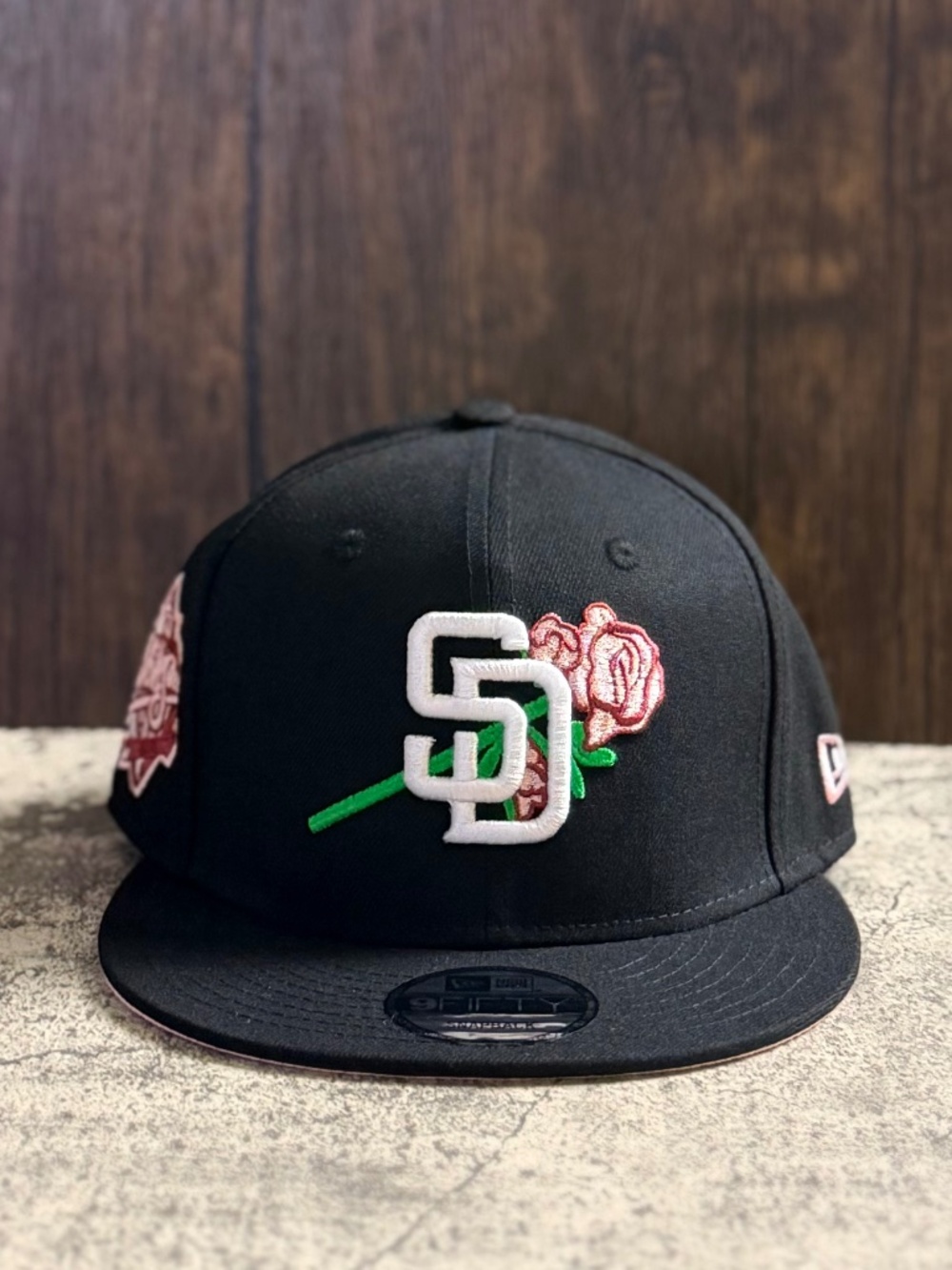 New Era 9FIFTY San Diego Padres Black Rose Pink Undervisor Snapback Hat OSFA